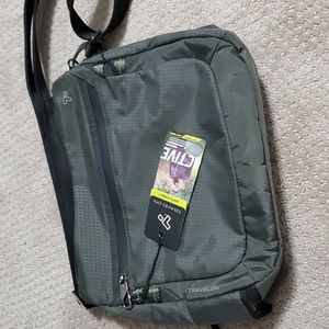 Travelon Medium crossbody bag